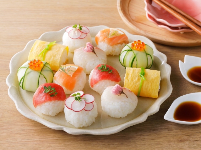 0TRDT1hGwN34yLNazs6M